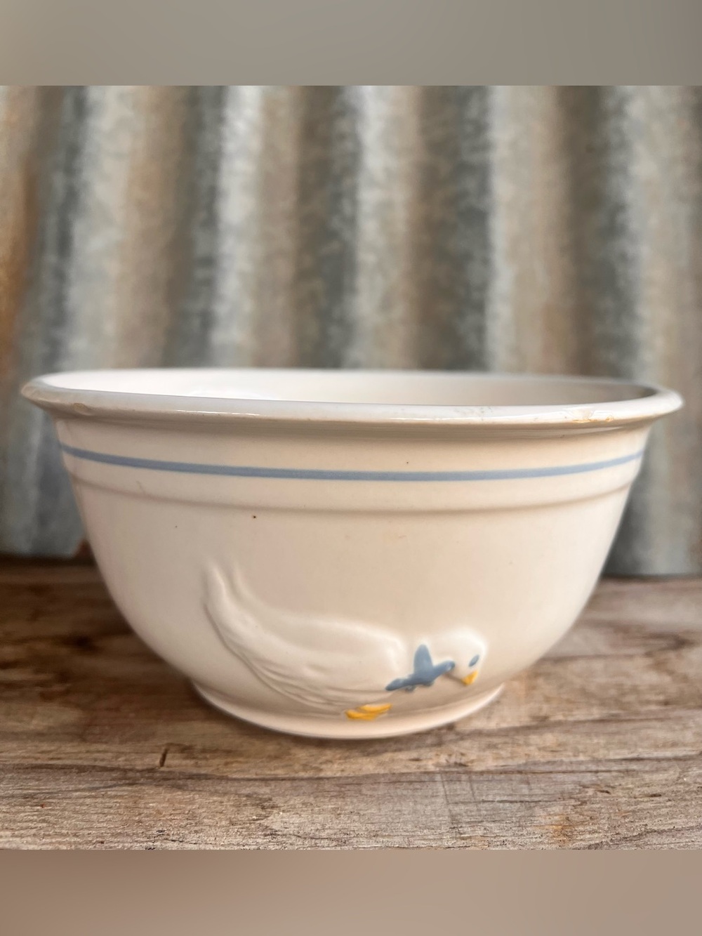 Vintage 1980s McCoy Pottery Blue Ribbon Goose Mixing Bowl - Cottagecore / Grandm